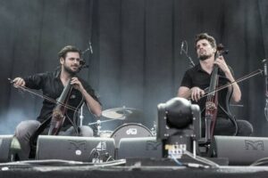 Ile czasu trwa koncert 2Cellos? Odkryj, co warto wiedzieć przed wspólnym występem