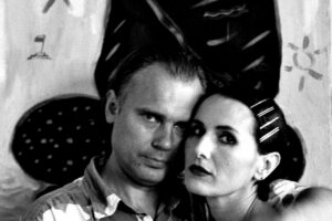 Kto śpiewa „Agnieszka już dawno tutaj nie mieszka”? Odkryj wykonawcę tej piosenki!